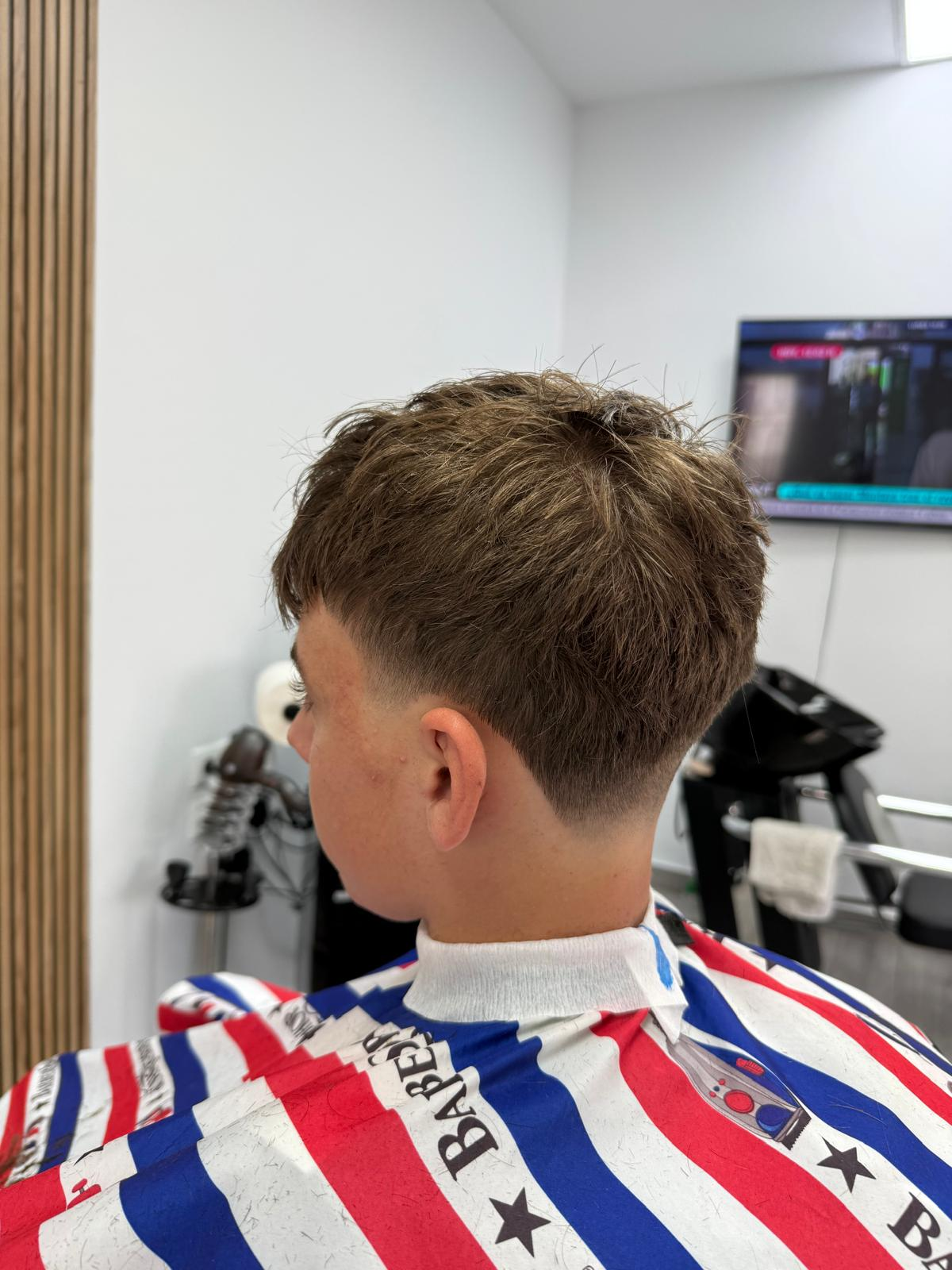 Corte realizado en CQ Barber Shop, trabajo 3